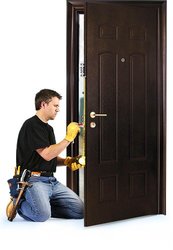 Врезка дверного замка в Омске, т.33-79-97