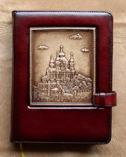 ежедневники,  фотоальбомы,  планинги,  визитницы (натуральная кожа)