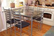 Датский  стеклянный  стол  и  4  стула  из  ФИНЛЯНДИИ