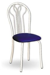 Стулья венские в ассортименте.