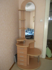 Продам трюмо