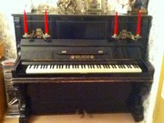 Продам срочно пианино фирмы 