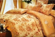 Комплект постельного белья из жаккарда с вышивкой