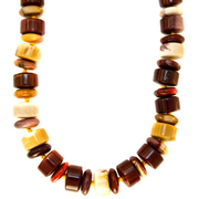 Ожерелье из яшмы