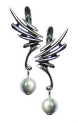 Гематитные серьги белые Лаура из магнитной коллекции