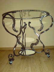 Кованый стол ,  кованая мебель