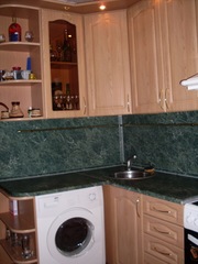 продается кухонный гарнитур и вытяжка недорого