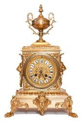 Антикварные часы из бронзы Франция середина 19 века     