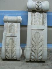 Резной декор из дерева для эксклюзивной мебели.