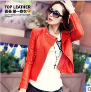 Первые кожаные куртки весна 2013 новой корейской версии паровозик коро