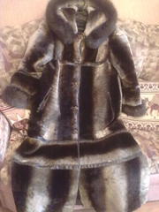 Шуба мутоновая с капюшоном