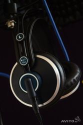 Закрытые мониторные наушники AKG K271 mkii