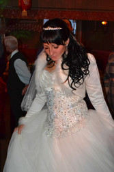 свадебное платье 04105555 шикарное продам не дорого торг уместен 55555