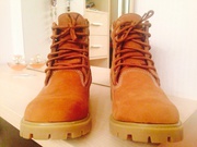 Продажа новой и удобной обуви для повседневной носки. Очень теплая