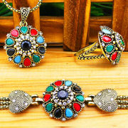 Прекрасный набор бижутерии