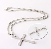 Крест как у Доминика Торетто (Форсаж)