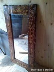 Зеркало в старинном переплете из дерева