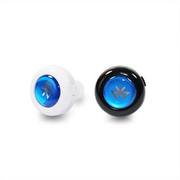 Беспроводные наушники AirBeats. 