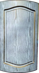 Гнутый фасад с фрезеровкой и патиной