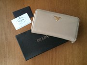 Кошелек кожаный Prada прада