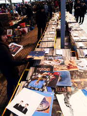 Виниловые пластинки из Швеции.