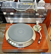 Проигрыватель виниловых пластинок Denon DP-55M