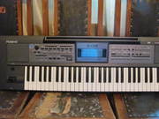 Синтезатор Roland