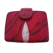 Стильные кошельки, ремни, портмоне из кожи ската