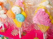 Леденец на палочке