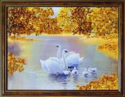 Картина,  украшенная янтарем