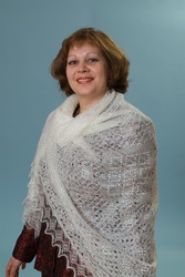 Пуховый платок (паутинка суперажурная 