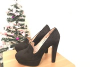 Продаю модные ботильоны