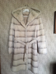 Продаю верхнюю одежду более 40 позиций