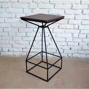 Барный стул 10