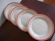 Тарелки фаянсовые б/у