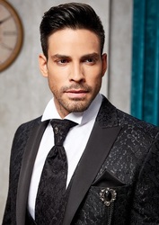 Продажа мужских костюмов оптом и в розницу