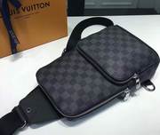 Сумка слинг Louis Vuitton